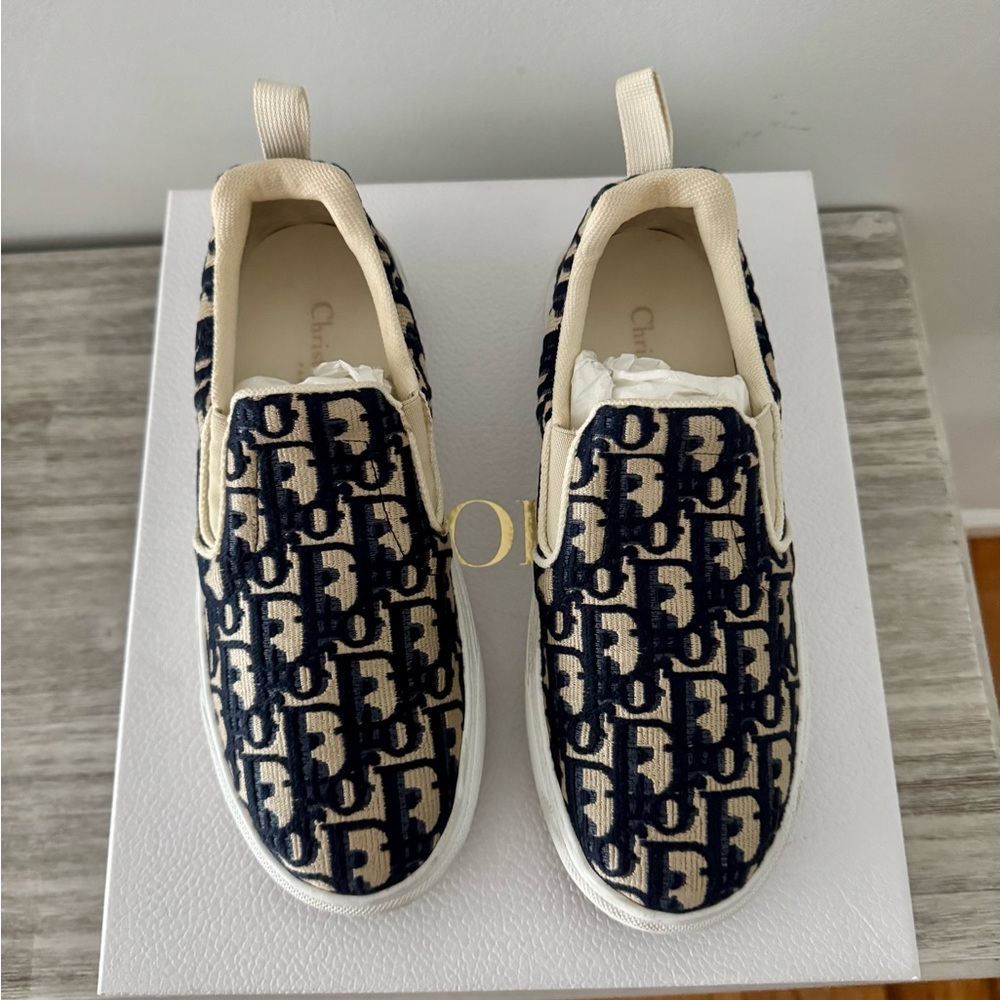 Dior Solar Blue Velvet Oblique Logo White Flat Skate Slip On Low Sneaker